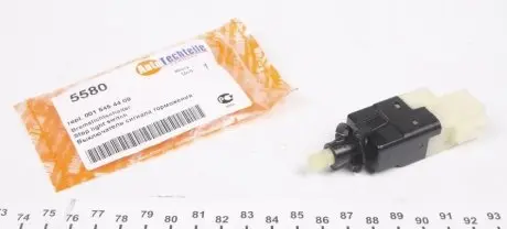 Датчик стопа на педалі (жаба) 4 виходи AUTOTECHTEILE 100 5580