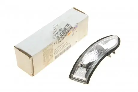 Повторитель поворота на зеркало MB A-class (W169) 04-08 (R) AUTOTECHTEILE 110 8274