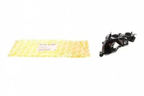 Кронштейн крепления бампера (переднего/L) VW Golf VII 13-17 AUTOTECHTEILE 380 7057