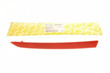 Світловідбивач бампера (заднього) BMW 3 (F30/F31) 11-19 (M-Tech) (L) AUTOTECHTEILE 701 6351