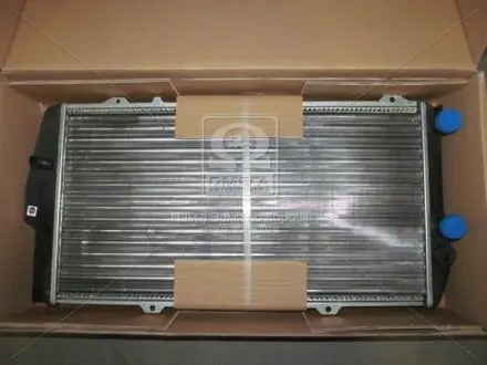 Радиатор охлаждения двигателя AUDI 100/200 MT/AT 76-90 (Ava) AVA COOLING AI2019