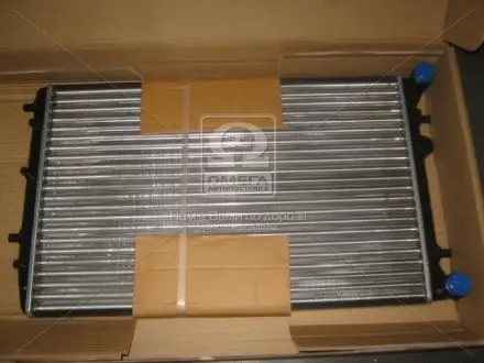 Радиатор охлаждения двигателя POLO4/FABIA/IBIZA M/J (Ava) AVA COOLING SAA2010 (фото 1)