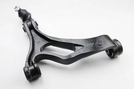 Рычаг перед нижн лев PORSCHE CAYENNE (9PA) (02-), AUDI Q7 (4L) (07-), VW TOUAREG (7LA, 7L6, 7L7) (04-) AYD 97-02972