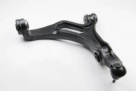 Важіль перед нижньою правою PORSCHE CAYENNE (9PA) (02-), AUDI Q7 (4L) (07-), VW TOUAREG (7LA, 7L6, 7L7) (04-) AYD 97-02973