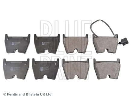 Комплект гальмівних колодок передн, AUDI A3, Q3, TT 1.0-2.5 09.12- BLUE PRINT ADV184260