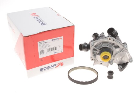 Помпа води VW Jetta IV 1.8/2.0 TSI 12- BOGAP A4238102