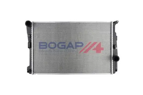 Радіатор охолодження F25 BOGAP B4210117