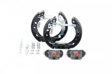 Тормозные колодки.) BOSCH 0204114640