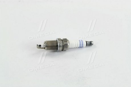 Свеча зажигания BOSCH 0242229590