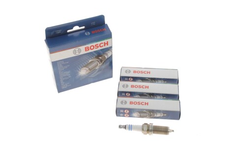 Свічка запалювання Super Plus FR8SC+ (к-т 4шт).) BOSCH 0 242 229 923