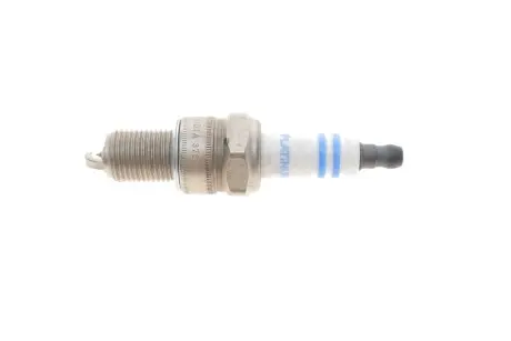 Свеча зажигания Platinum Plus WR8DPP30W BOSCH 0 242 230 599
