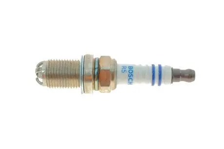 Свеча зажигания BOSCH 0242235748