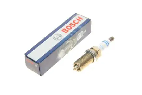 Свеча зажигания Volvo C30/C70/S40/V50 2.4 06-12 BOSCH 0 242 240 635