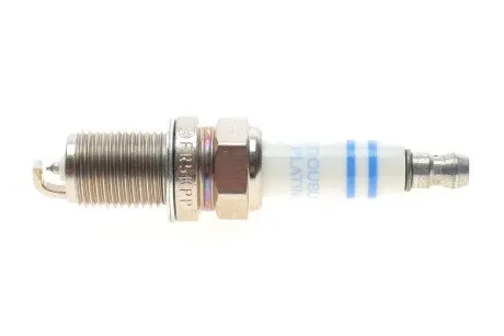Свеча зажигания VW T5/T6 2.0 TSI 11- BOSCH 0 242 245 576