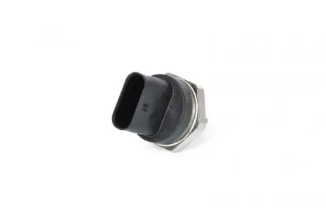 Фото датчик температури впускного повітря IVECO DAILY VI F1AGL411H/F1AGL411X 04.16- BOSCH 0261230492 Датчик температури впускного повітря IVECO DAILY VI F1AGL411H/F1AGL411X 04.16- BOSCH 0261230492