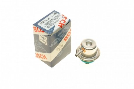 Клапан регулювання тиску палива MB Vito (W638)/Sprinter (бензин) (в палив.рейке) BOSCH 0 280 160 587 (фото 1)