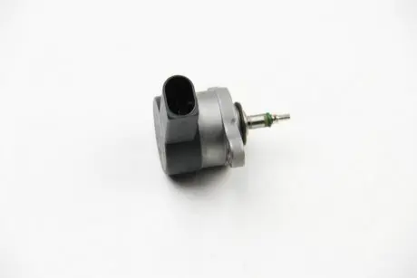 Элемент системы Common Rail BOSCH 0281002698 (фото 1)