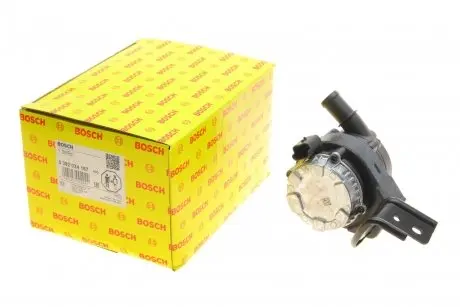 Насос системи охолодження (додатковий) Renault Megane IV 1.5 dCi 18- BOSCH 0 392 024 167