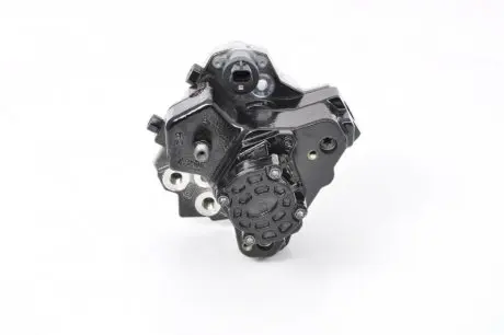 Топливный насос common rail BOSCH 0445020208