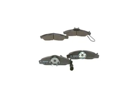 Тормозные колодки дисковые DAEWOO Korando/Musso 2.3,2.9,3.2 -05 BOSCH 0986424551