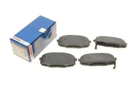 Колодки гальмівні (передні) Hyundai i30 07-12/Kia Cee\'d 06-/Carens 02-/Cerato 09-/Soul 14- BOSCH 0 986 424 811