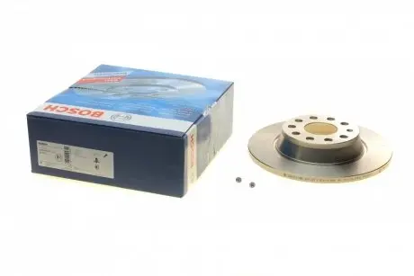 Диск тормозной (задний) Audi A3/Skoda Octavia/Superb/VW Golf/Passat 03- (282x12) (с покр.) (полный)) BOSCH 0 986 479 247