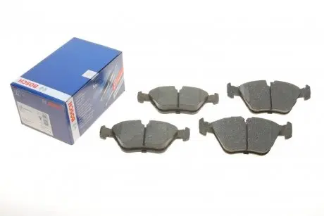 Тормозные колодки (передние) BMW 3 (E36/E46) 92-06/5 (E34) 87-96/7 (E32) 87-94/Z3 (E36) 97-03 BOSCH 0 986 490 640