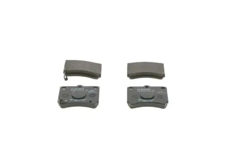 Гальмівні колодки, дискове гальмо (набір) BOSCH 0986493550