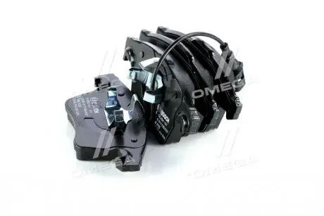 Комплект гальмівних колодок (передніх) VW Multivan/T5 03-/T6 15- (з датчиком) BOSCH 0 986 494 107