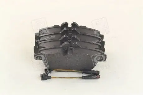 Колодки гальмівні (передні) MB E-class (W211/S211) 02-09 (датчики) BOSCH 0 986 494 285