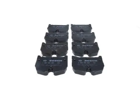 Гальмівні колодки, дискове гальмо (набір) BOSCH 0986494364