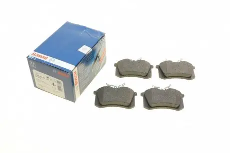 Комплект тормозных колодок (дисковых) (задних).) VW Caddy III 04-/Peugeot 308 07-/Citroen C4 04- BOSCH 0 986 494 387