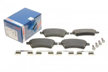 Тормозные колодки, дисковые. BOSCH 0986494584
