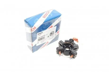 Щеткотримач стартера MB A-class (W168/W169)/C-class (W204)/E-class (W211) 1.6D-3.5 96- BOSCH 1 004 336 678