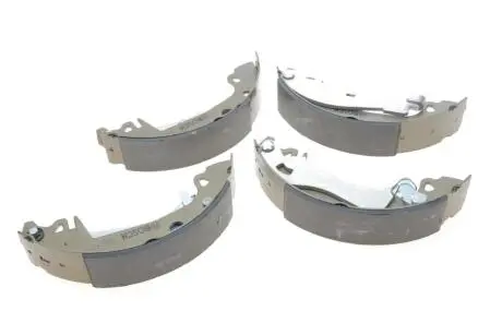 Гальмівні колодки (набір) BOSCH F 026 004 546