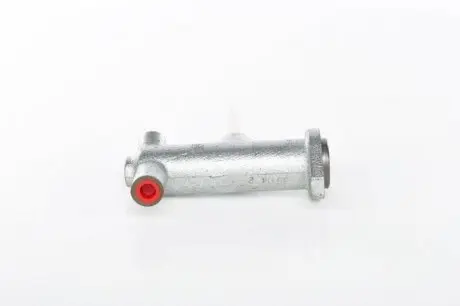 Цилиндр сцепления главный BOSCH F026005026