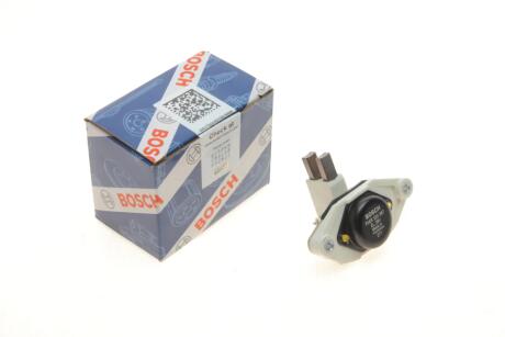 Регулятор напряжения генератора BOSCH F 04R 320 367
