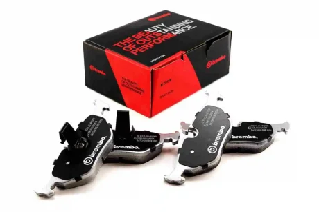 Гальмівні колодки (набір) (высокопроизв. тормоза) BREMBO 07B31526