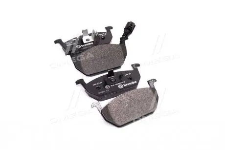 Тормозные колодки дисковые BREMBO P85 137