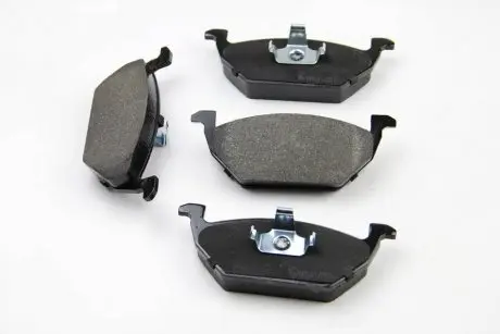 Тормозные колодки перед. Caddy III/Golf V/Octavia/A3 96- BREMSI BP2712