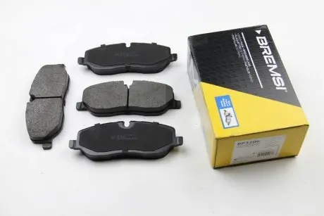 Тормозные колодки перед. Range Rover III/Discovery III/IV 04- BREMSI BP3206