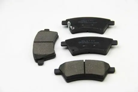 Гальмівні колодки перед. Suzuki SX4 BREMSI BP3242