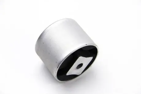Подушка двигателя задняя Vito (638) OM611 99-03 BSG BSG 60-700-153