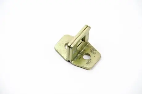 Хлястик передніх дверей BSG BSG 60-975-004