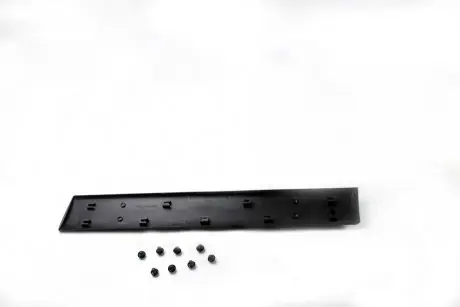 Молдинг зсувних дверей Berlingo/Partner 97-02 BSG BSG 70-924-003
