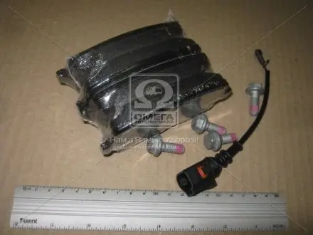 Гальмівні колодки задні VW Transporter V,Transporter VI, Multivan V CHAMPION 573220CH