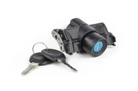 Цилиндр замка багажника (1 ключ) A15 CHINA A11-8CB5606110AB