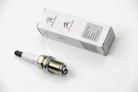Свеча зажигания Berlingo,Partner,Jumper,Boxer,Bipper, Kangoo 1.4,1.6 Citroen/Peugeot 5960J3