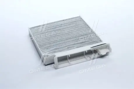 Фильтр салона RENAULT DUSTER 10-, LOGAN 04- угольный (выр-во) Denckermann M110607K