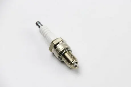 Свічка запалювання DENSO W16EX-U
